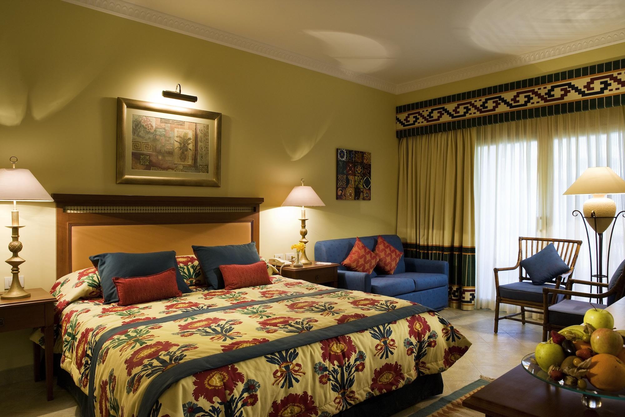 Mosaique Beach Resort Taba Heights Экстерьер фото A room at the Taj Bengal