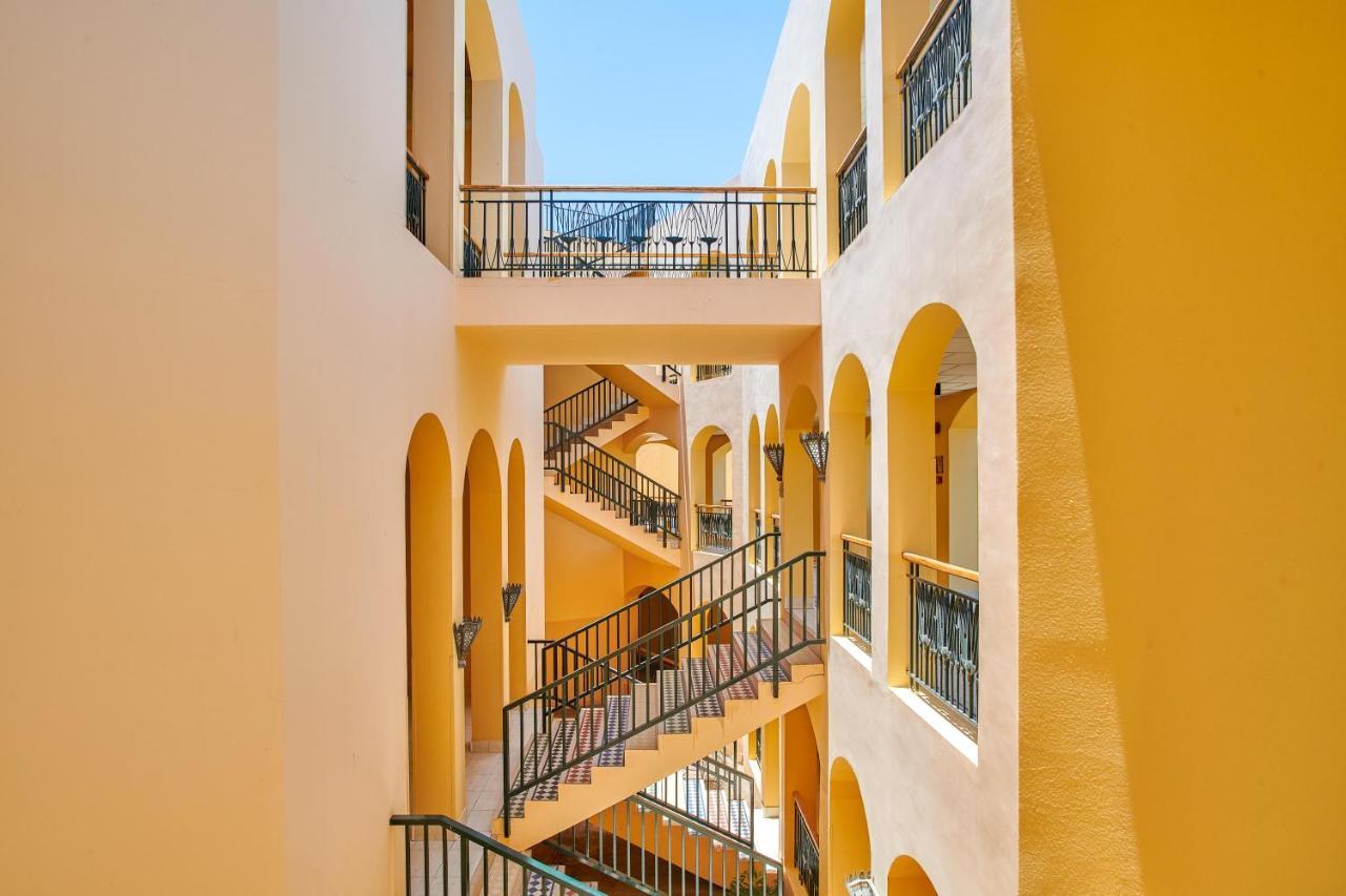 Mosaique Beach Resort Taba Heights Экстерьер фото Interior of the hotel