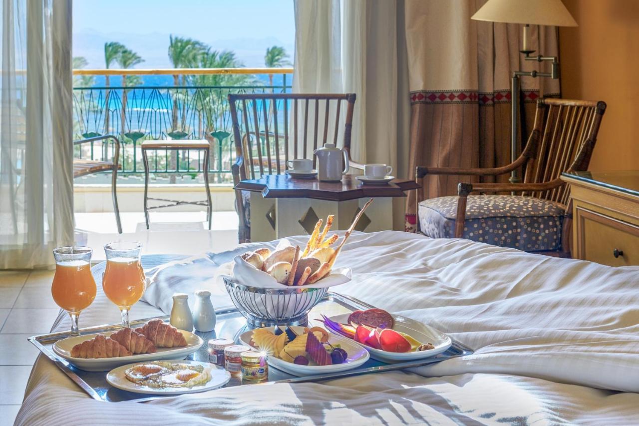 Mosaique Beach Resort Taba Heights Экстерьер фото Room service