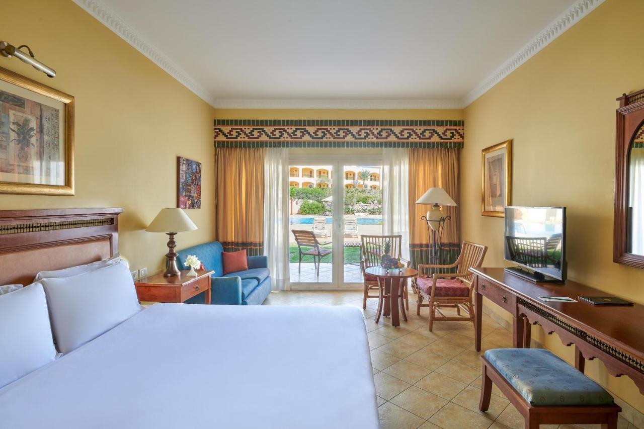 Mosaique Beach Resort Taba Heights Экстерьер фото A room at Hilton Sharm El Sheikh Resort